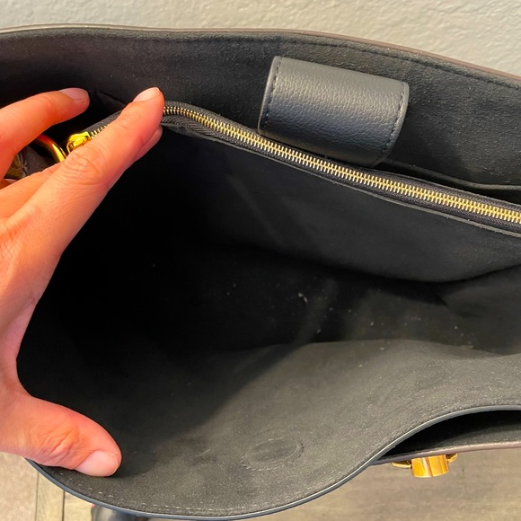 Louis Vuitton Riverside Bag (Dustbag Included) - Picture 12 of 13